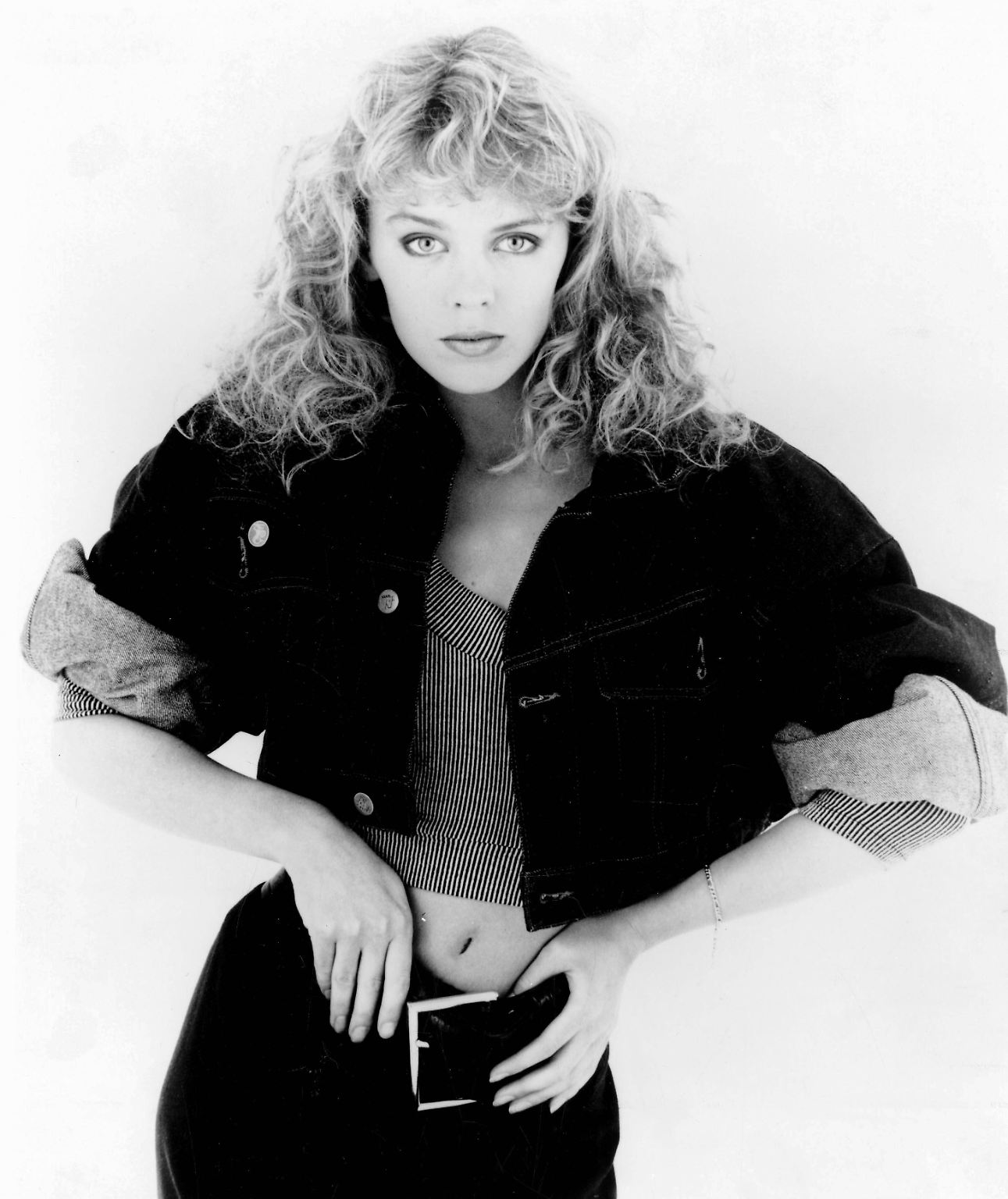 not-young-not-old-but-golden-kylie-minogue-der-australische
