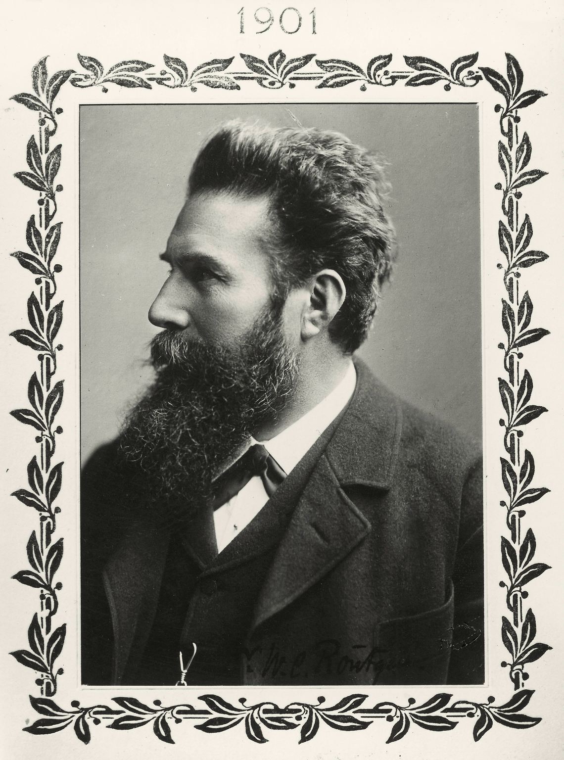 Georg Rieder Physiker und Nobelpreisträger: Röntgen - Entdecker der unsichtbaren ...