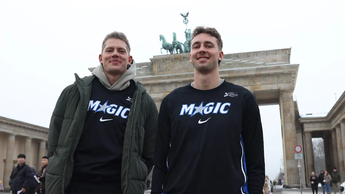 AFP__20260113__2255569743__v1__HighRes__2026NbaEuropeGameOrlandoMagicTeamPhoto