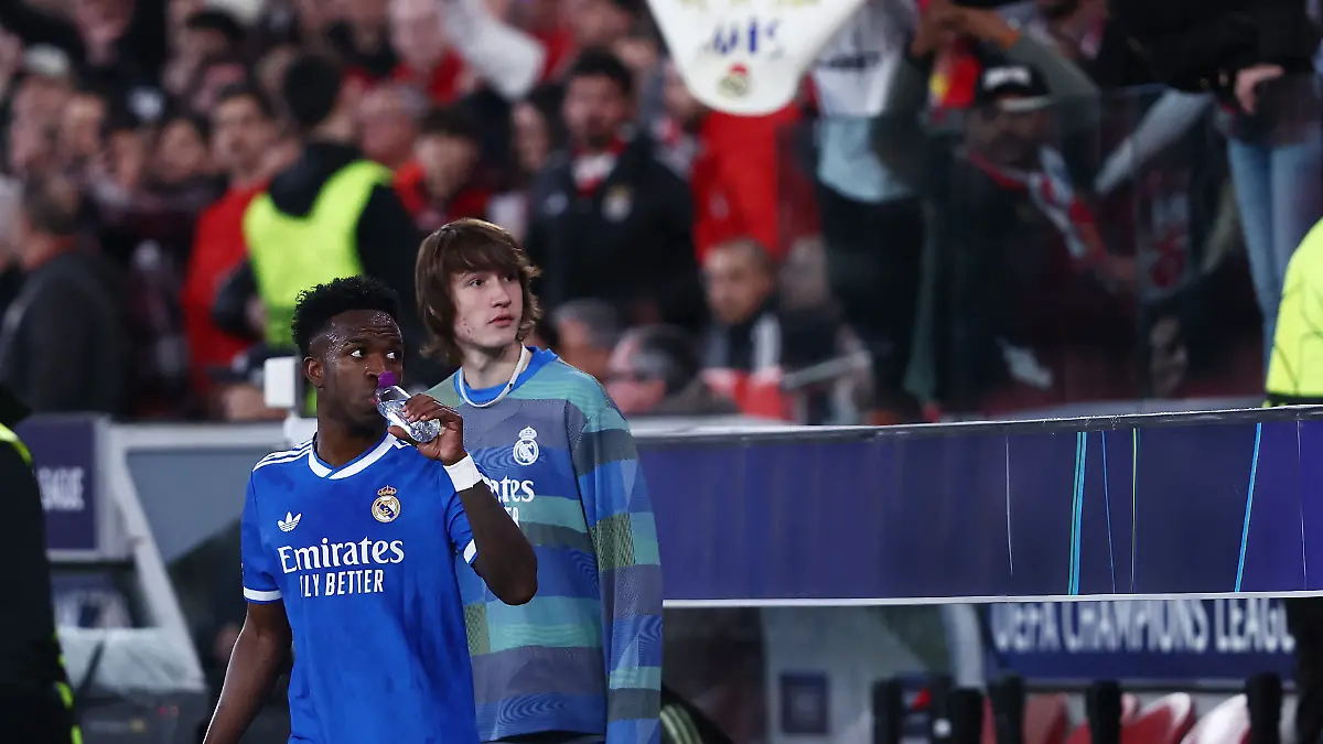 2026-02-17T212447Z_1418508256_UP1EM2H1NHAS9_RTRMADP_3_SOCCER-CHAMPIONS-SLB-RMA