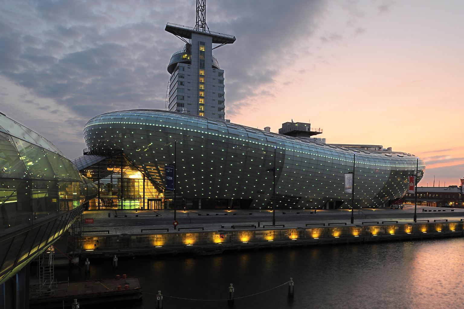 Reise entlang des achten Längengrades: Das Klimahaus in Bremerhaven - n